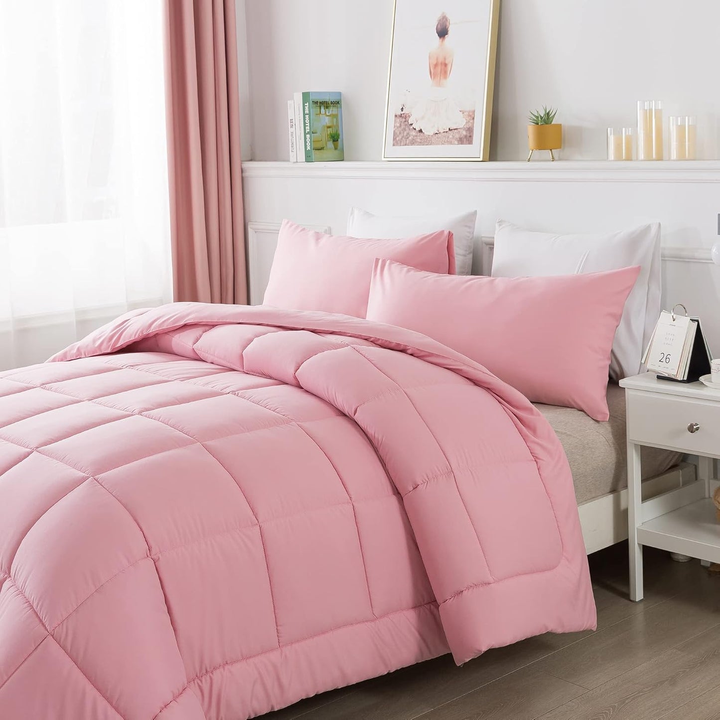 Blush Elegance All-Season Comforter Set – Ultra-Soft Down Alternative Luxury Bedding, Available in Queen and King Sizes